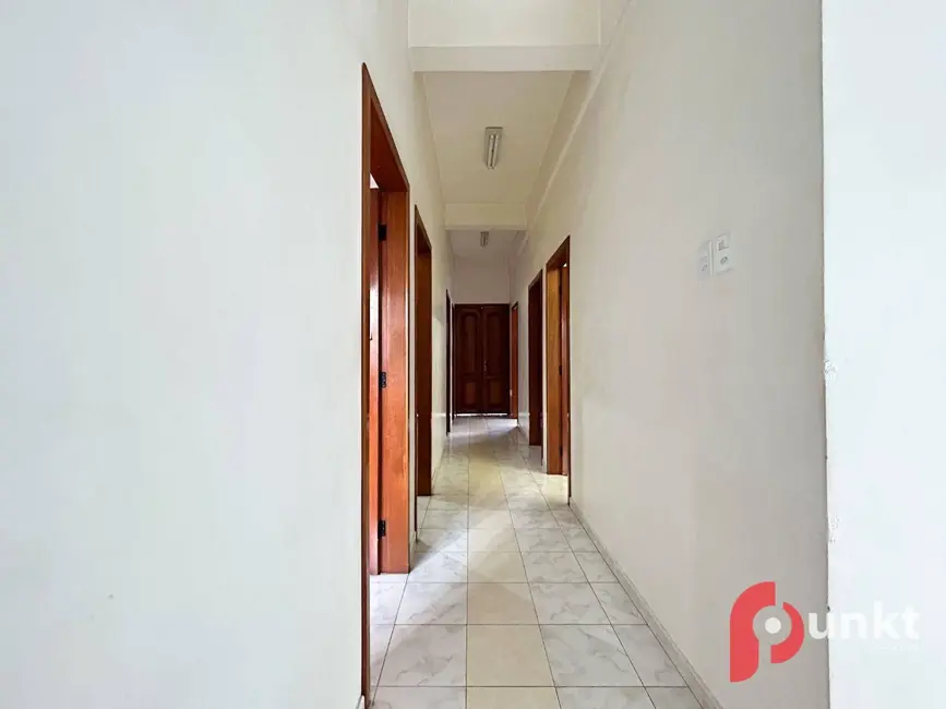 Foto 4 de Casa com 7 quartos para alugar, 300m2 em Japiim, Manaus - AM