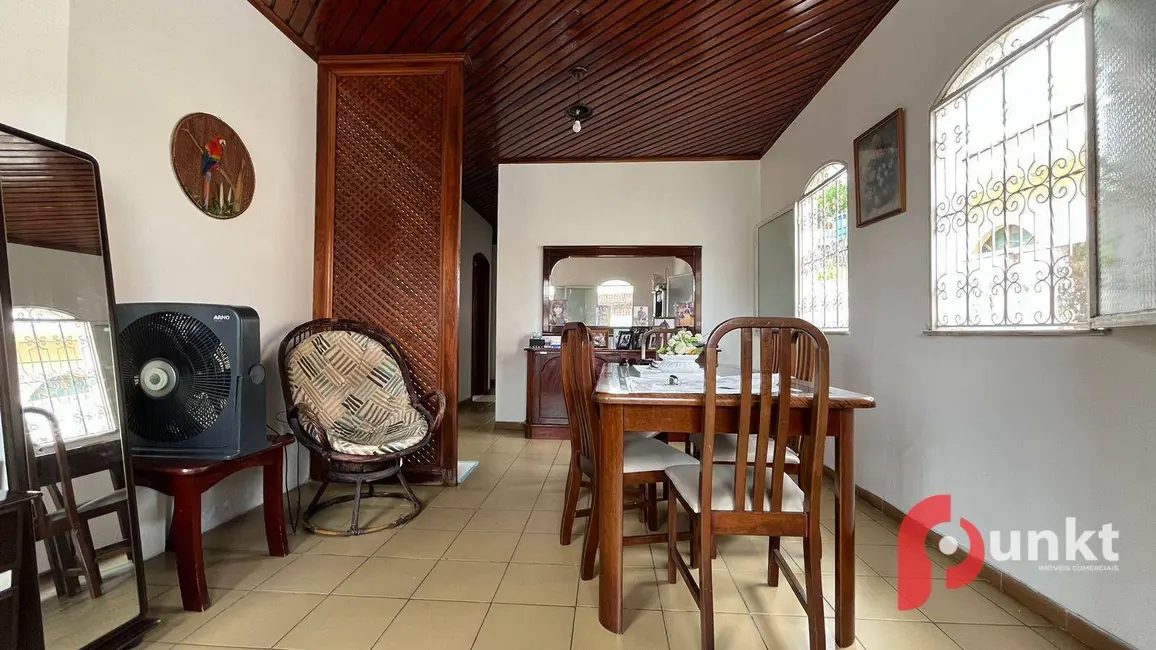 Foto 2 de Casa com 3 quartos para alugar, 120m2 em Aleixo, Manaus - AM
