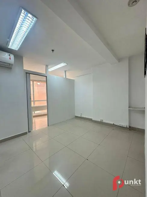 Foto 2 de Sala Comercial para alugar, 33m2 em Chapada, Manaus - AM