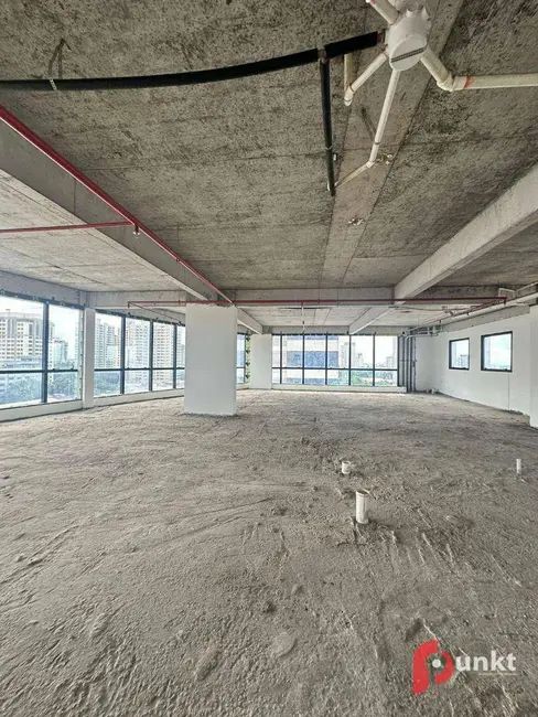 Sala Comercial à venda e para alugar, 440m2 em Adrianópolis, Manaus - AM - imagem 3 Foto 3 de Sala Comercial à venda e para alugar, 440m2 em Adrianópolis, Manaus - AM