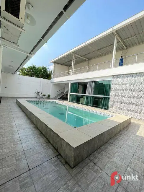 Foto 2 de Casa com 4 quartos à venda, 423m2 em Adrianópolis, Manaus - AM