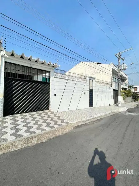 Foto 1 de Casa com 4 quartos à venda, 423m2 em Adrianópolis, Manaus - AM