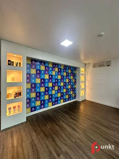 Loja para alugar, 350m2 em Manaus - AM - imagem 2 Foto 2 de Loja para alugar, 350m2 em Manaus - AM