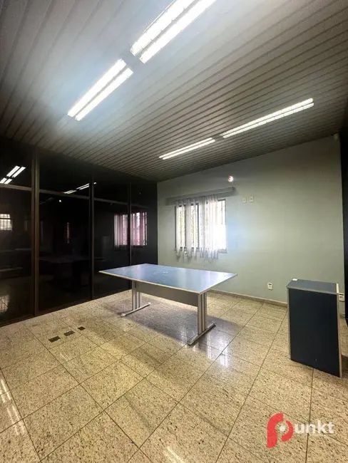Foto 6 de Casa para alugar, 300m2 em Nossa Senhora das Graças, Manaus - AM