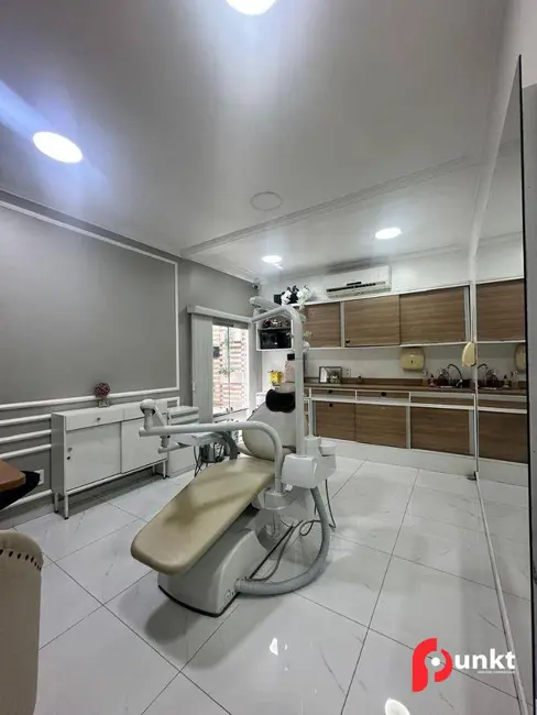 Sala Comercial para alugar, 250m2 em Nossa Senhora das Graças, Manaus - AM - imagem 6 Foto 6 de Sala Comercial para alugar, 250m2 em Nossa Senhora das Graças, Manaus - AM