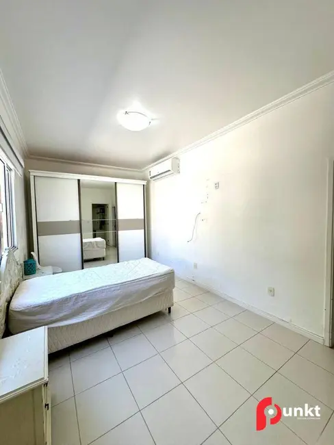 Foto 10 de Casa para alugar, 1000m2 em Adrianópolis, Manaus - AM