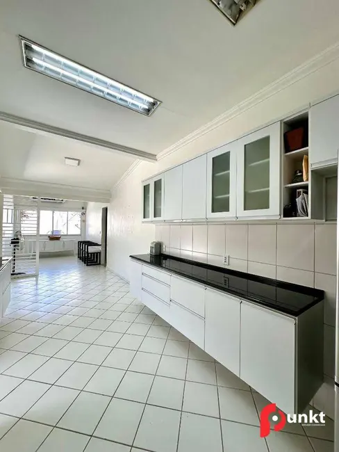 Foto 17 de Casa para alugar, 1000m2 em Adrianópolis, Manaus - AM