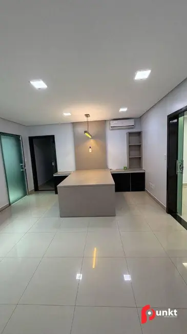 Sala Comercial para alugar, 320m2 em Nossa Senhora das Graças, Manaus - AM - imagem 5 Foto 5 de Sala Comercial para alugar, 320m2 em Nossa Senhora das Graças, Manaus - AM