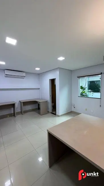 Sala Comercial para alugar, 320m2 em Nossa Senhora das Graças, Manaus - AM - imagem 4 Foto 4 de Sala Comercial para alugar, 320m2 em Nossa Senhora das Graças, Manaus - AM