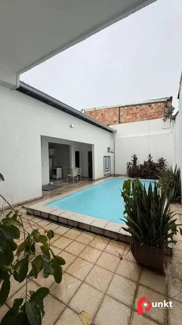 Foto 19 de Casa à venda, 300m2 em Nossa Senhora das Graças, Manaus - AM