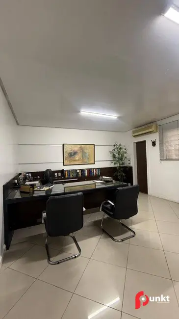 Foto 12 de Casa à venda, 300m2 em Nossa Senhora das Graças, Manaus - AM