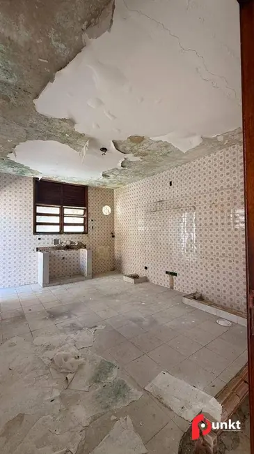 Casa à venda, 300m2 em Nossa Senhora das Graças, Manaus - AM - imagem 8 Foto 8 de Casa à venda, 300m2 em Nossa Senhora das Graças, Manaus - AM