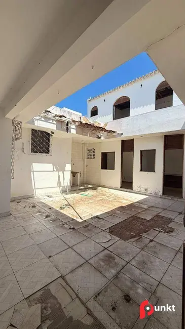 Casa à venda, 300m2 em Nossa Senhora das Graças, Manaus - AM - imagem 6 Foto 6 de Casa à venda, 300m2 em Nossa Senhora das Graças, Manaus - AM