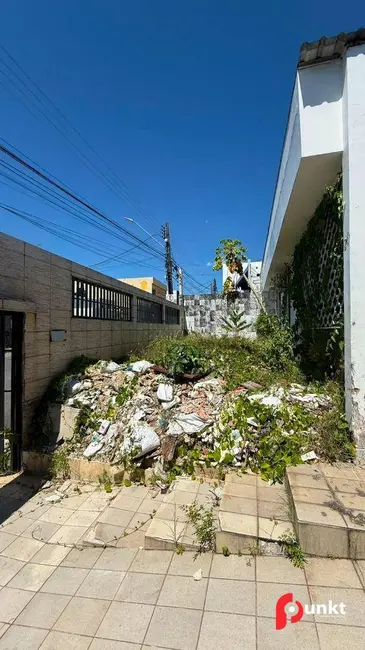Casa à venda, 300m2 em Nossa Senhora das Graças, Manaus - AM - imagem 2 Foto 2 de Casa à venda, 300m2 em Nossa Senhora das Graças, Manaus - AM