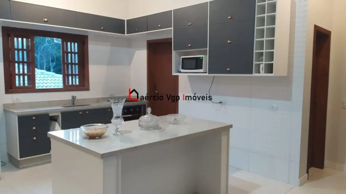 Foto 3 de Casa com 3 quartos à venda, 564m2 em Cotia - SP