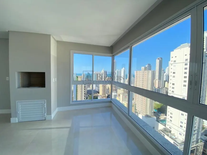 Foto 1 de Apartamento com 3 quartos à venda, 135m2 em Centro, Balneario Camboriu - SC