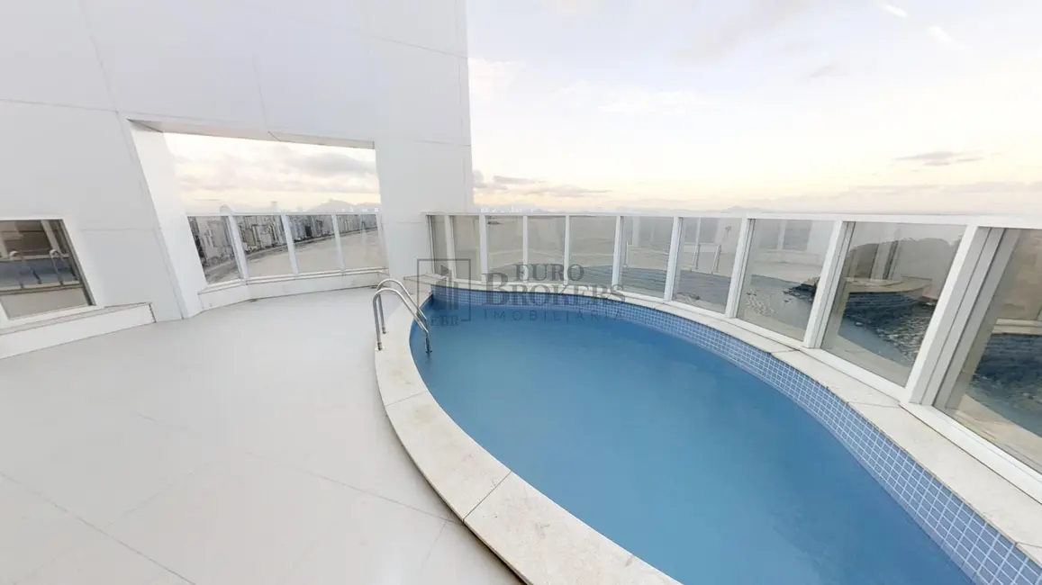 Foto 1 de Cobertura com 7 quartos à venda, 490m2 em Centro, Balneario Camboriu - SC