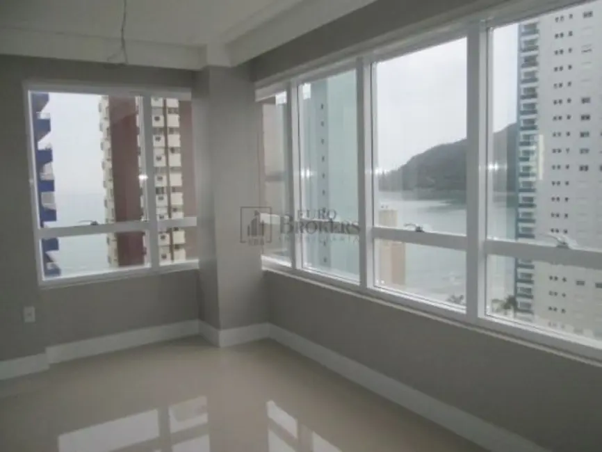 Foto 1 de Apartamento com 3 quartos à venda, 136m2 em Centro, Balneario Camboriu - SC