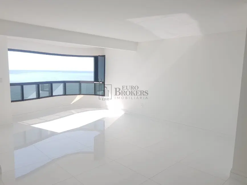 Foto 1 de Apartamento com 3 quartos à venda, 110m2 em Centro, Balneario Camboriu - SC