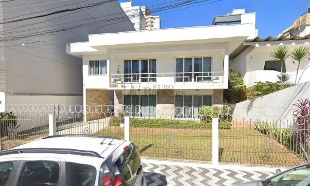 Foto 1 de Casa com 4 quartos à venda, 260m2 em Fazenda, Itajai - SC