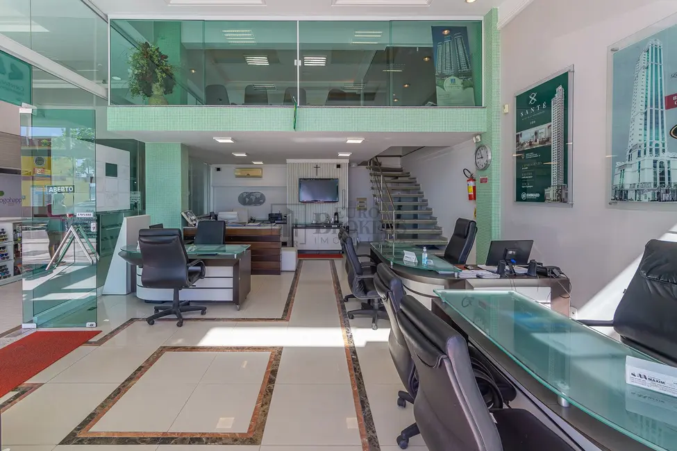 Sala Comercial com 1 quarto à venda, 94m2 em Centro, Balneario Camboriu - SC - imagem 1 Foto 1 de Sala Comercial com 1 quarto à venda, 94m2 em Centro, Balneario Camboriu - SC