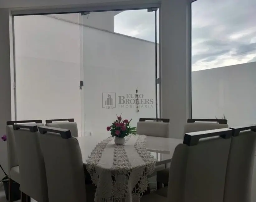 Foto 1 de Sobrado com 3 quartos à venda, 305m2 em Centro, Balneario Camboriu - SC