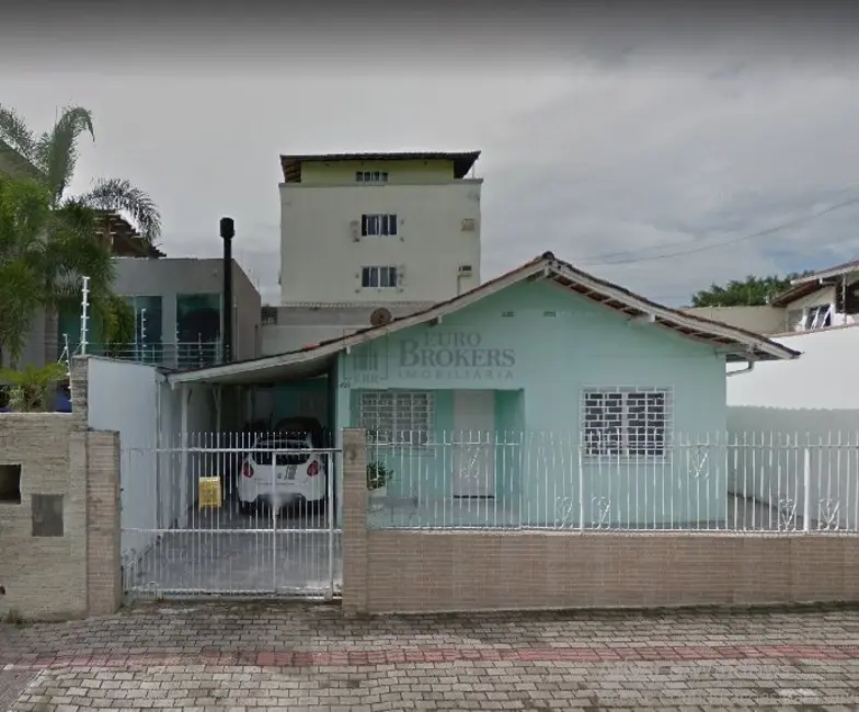 Foto 1 de Terreno / Lote à venda, 253m2 em Centro, Balneario Camboriu - SC