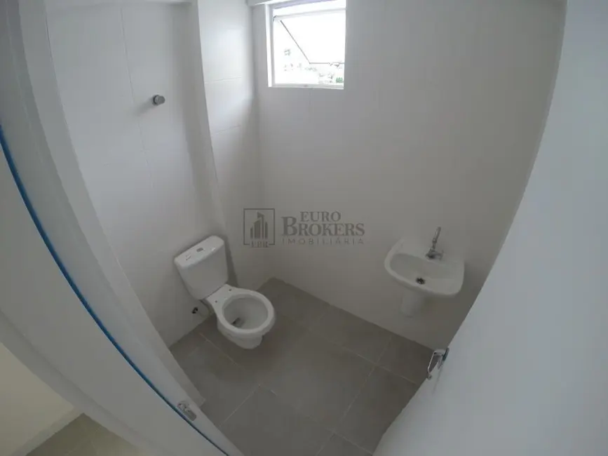 Foto 4 de Sala Comercial com 1 quarto para alugar, 40m2 em Ariribá, Balneario Camboriu - SC
