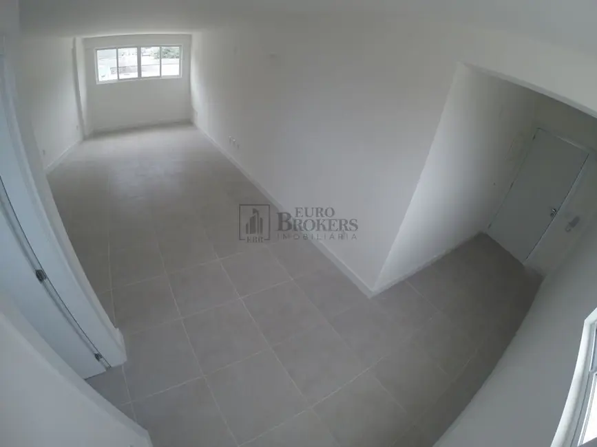 Foto 1 de Sala Comercial com 1 quarto para alugar, 40m2 em Ariribá, Balneario Camboriu - SC