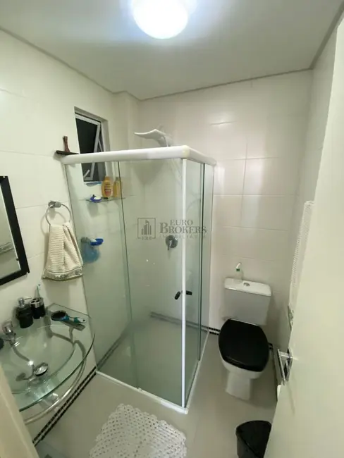 Foto 9 de Apartamento com 2 quartos para alugar, 68m2 em Nações, Balneario Camboriu - SC