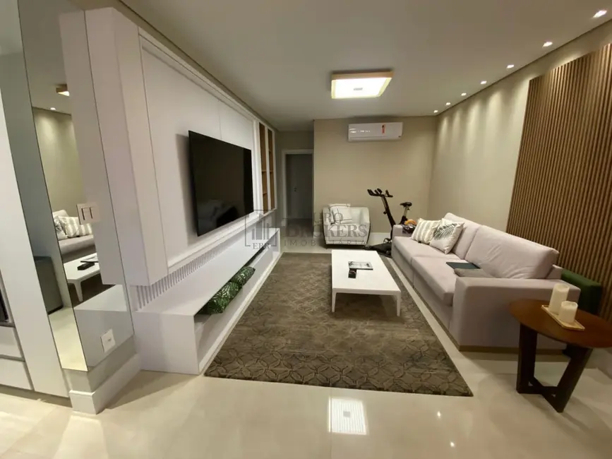 Foto 1 de Apartamento com 4 quartos à venda, 178m2 em Centro, Balneario Camboriu - SC