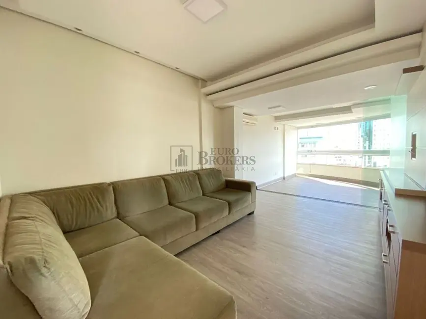 Apartamento com 3 quartos à venda, 138m2 em Centro, Balneario Camboriu - SC - imagem 1 Foto 1 de Apartamento com 3 quartos à venda, 138m2 em Centro, Balneario Camboriu - SC