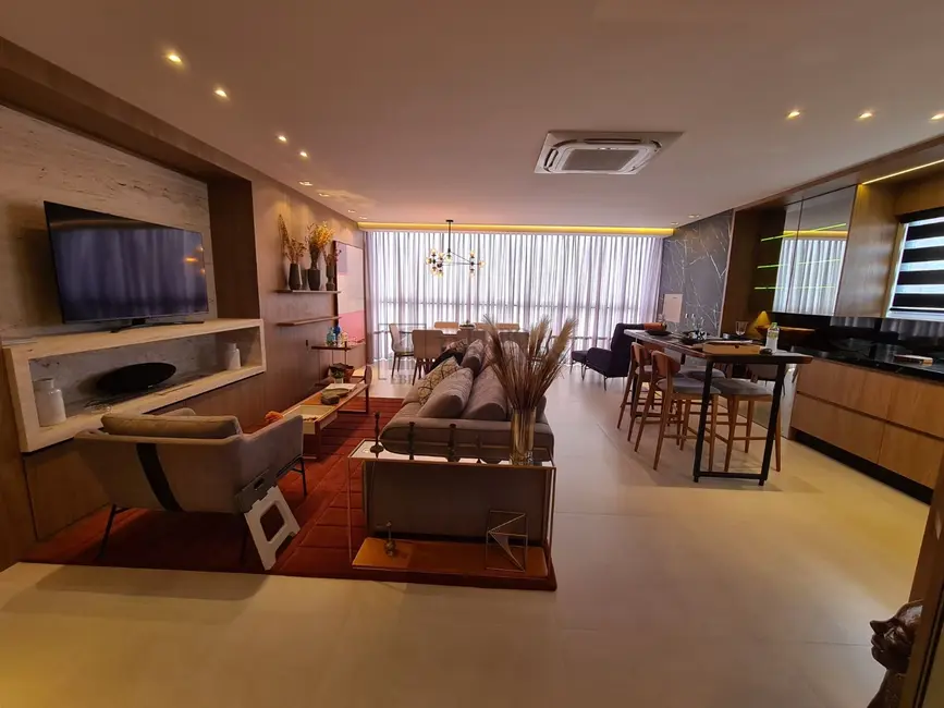 Foto 2 de Apartamento com 3 quartos à venda, 139m2 em Centro, Balneario Camboriu - SC