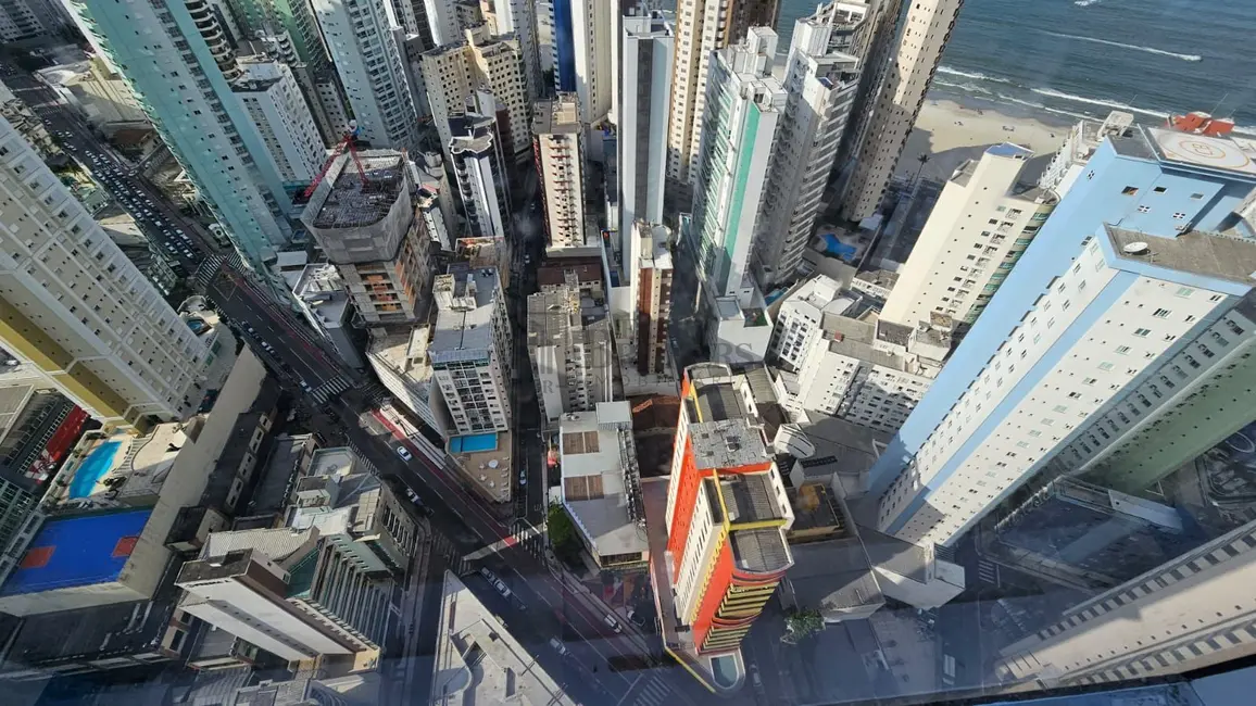 Apartamento com 4 quartos à venda, 171m2 em Centro, Balneario Camboriu - SC - imagem 6 Foto 6 de Apartamento com 4 quartos à venda, 171m2 em Centro, Balneario Camboriu - SC