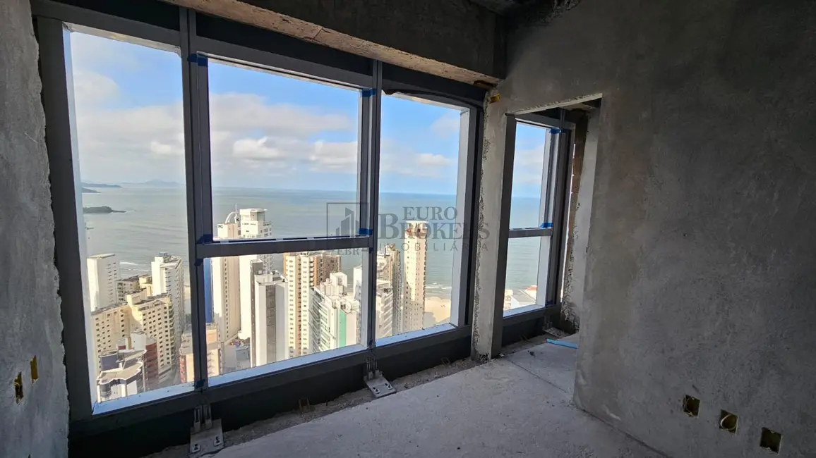 Apartamento com 4 quartos à venda, 171m2 em Centro, Balneario Camboriu - SC - imagem 5 Foto 5 de Apartamento com 4 quartos à venda, 171m2 em Centro, Balneario Camboriu - SC