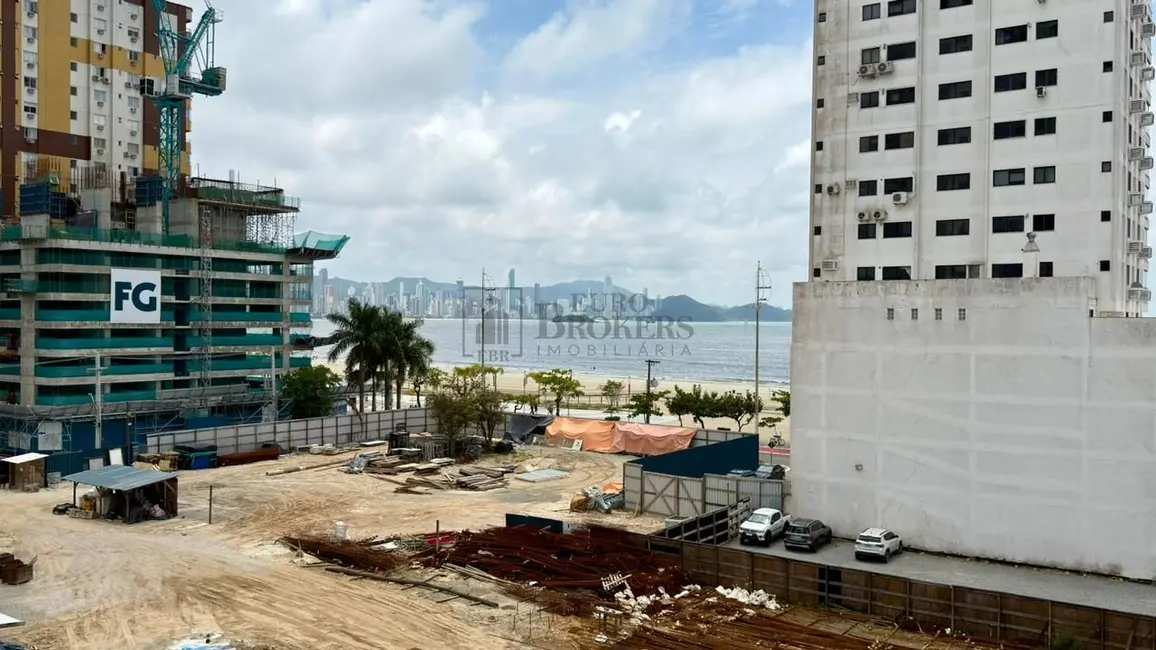 Foto 2 de Apartamento com 3 quartos para alugar, 120m2 em Balneario Camboriu - SC