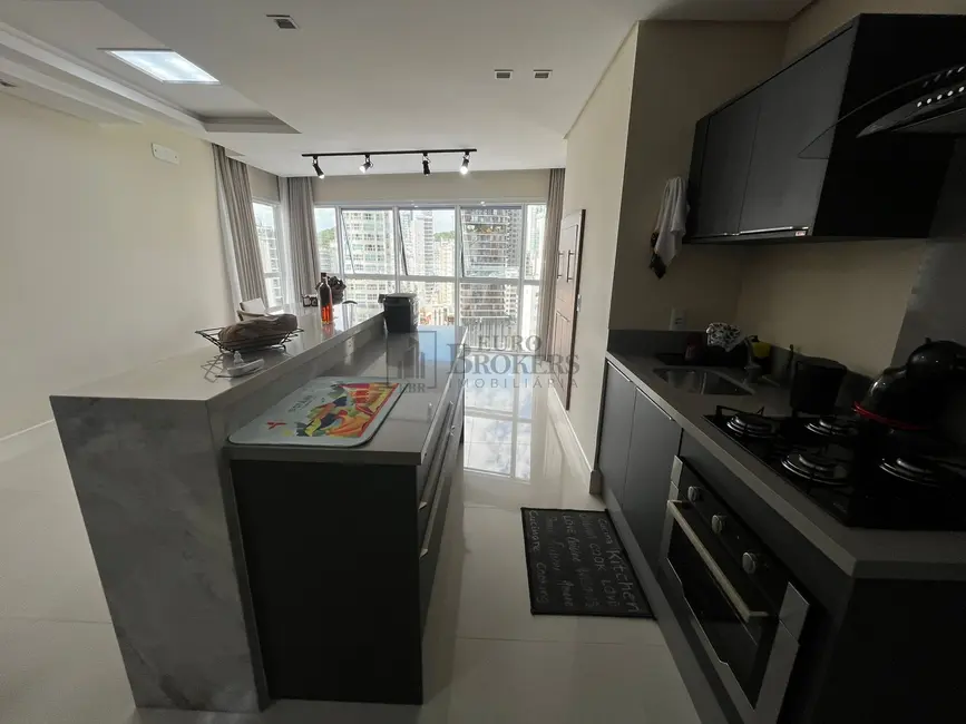 Foto 6 de Apartamento com 3 quartos para alugar, 114m2 em Centro, Balneario Camboriu - SC