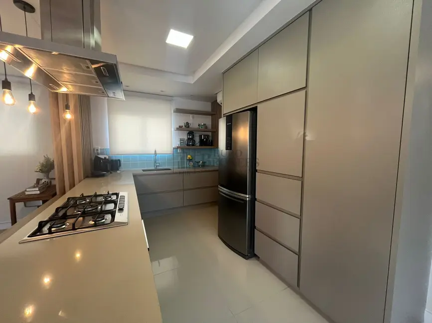 Apartamento com 4 quartos à venda, 147m2 em Pioneiros, Balneario Camboriu - SC - imagem 8 Foto 8 de Apartamento com 4 quartos à venda, 147m2 em Pioneiros, Balneario Camboriu - SC