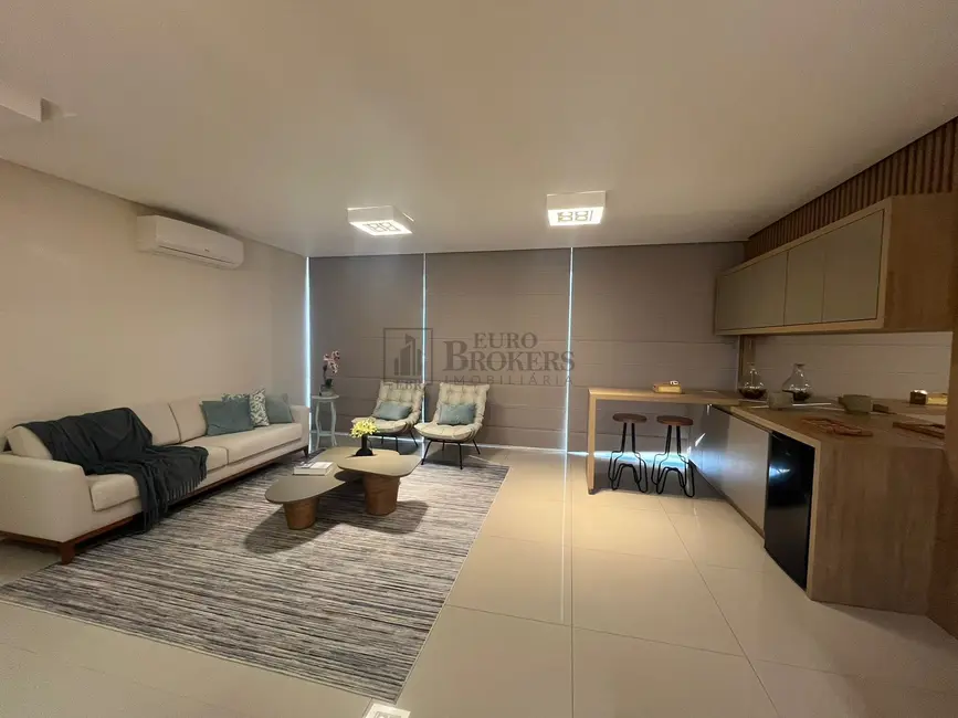 Apartamento com 4 quartos à venda, 147m2 em Pioneiros, Balneario Camboriu - SC - imagem 3 Foto 3 de Apartamento com 4 quartos à venda, 147m2 em Pioneiros, Balneario Camboriu - SC