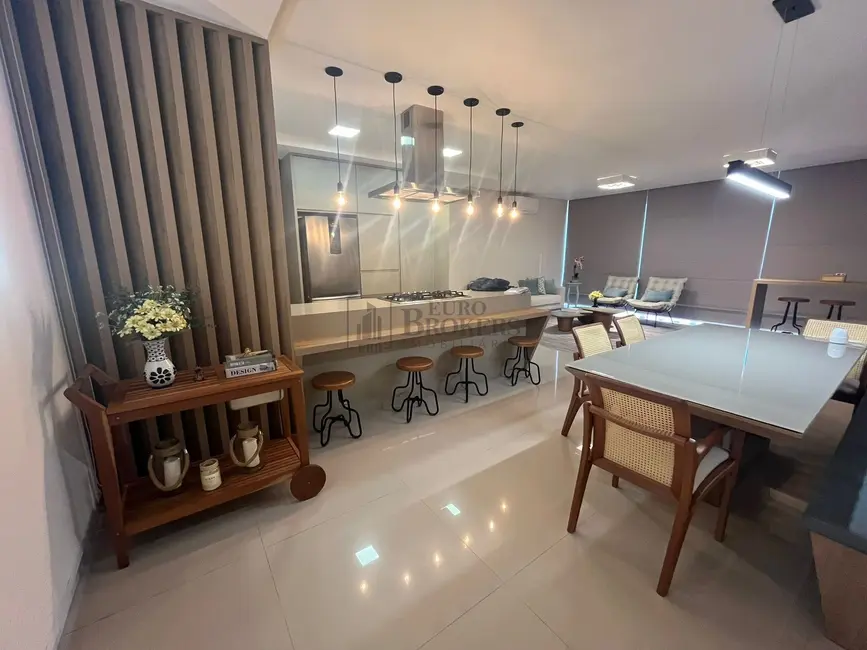 Apartamento com 4 quartos à venda, 147m2 em Pioneiros, Balneario Camboriu - SC - imagem 5 Foto 5 de Apartamento com 4 quartos à venda, 147m2 em Pioneiros, Balneario Camboriu - SC
