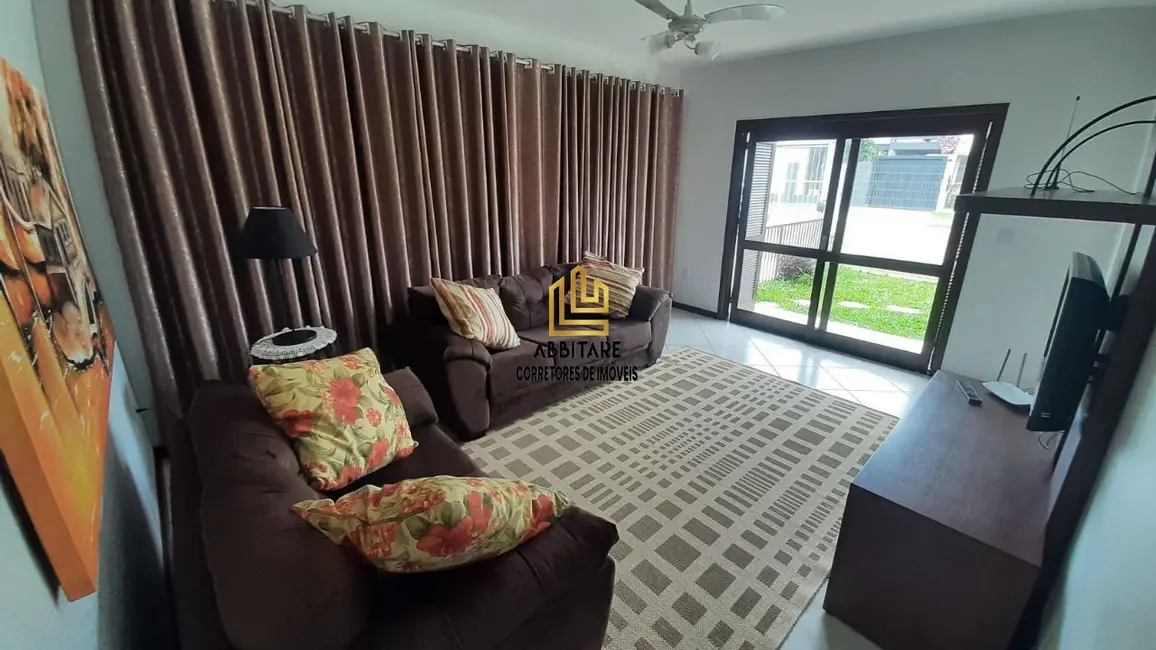 Casa com 7 quartos à venda, 512m2 em Torres - RS - imagem 9 Foto 9 de Casa com 7 quartos à venda, 512m2 em Torres - RS