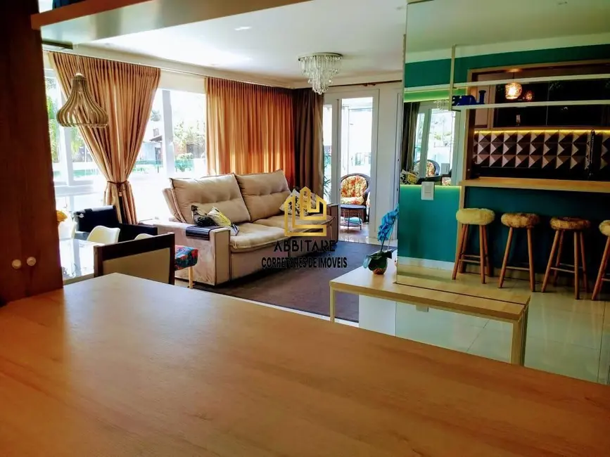 Apartamento com 3 quartos à venda, 159m2 em Torres - RS - imagem 4 Foto 4 de Apartamento com 3 quartos à venda, 159m2 em Torres - RS
