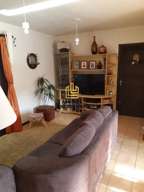 Apartamento com 3 quartos à venda, 109m2 em Centro, Torres - RS - imagem 3 Foto 3 de Apartamento com 3 quartos à venda, 109m2 em Centro, Torres - RS