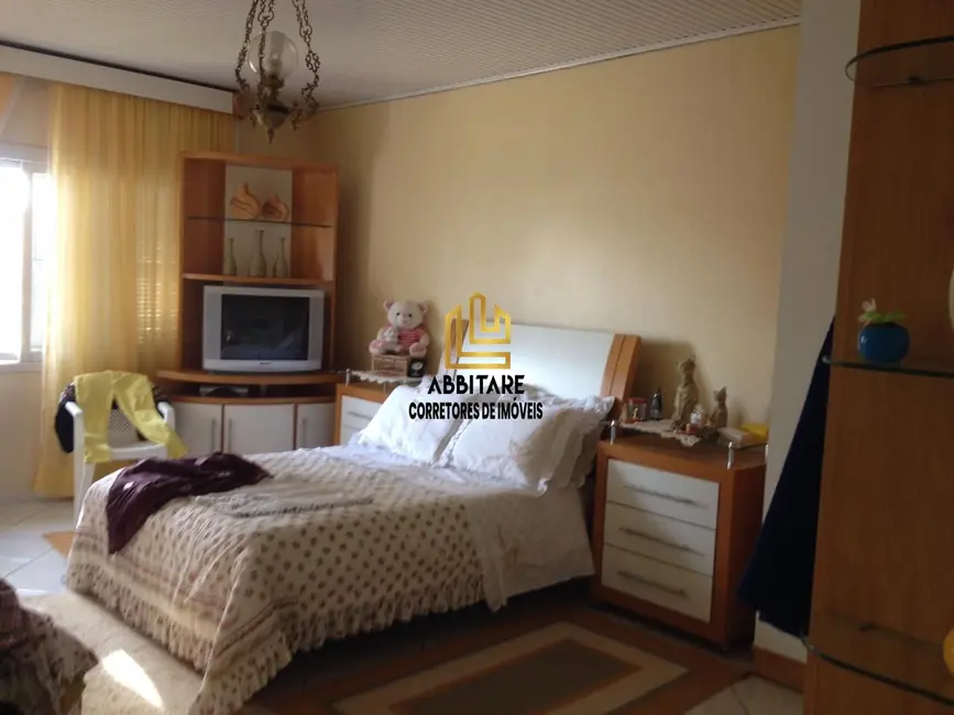 Casa com 3 quartos à venda, 250m2 em Torres - RS - imagem 6 Foto 6 de Casa com 3 quartos à venda, 250m2 em Torres - RS