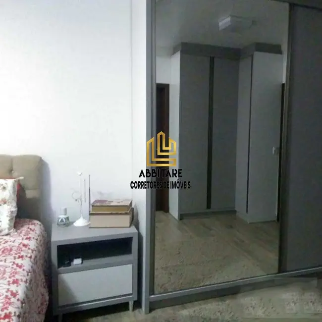 Casa com 3 quartos à venda, 200m2 em Torres - RS - imagem 5 Foto 5 de Casa com 3 quartos à venda, 200m2 em Torres - RS