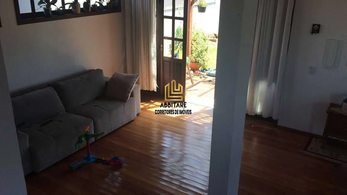 Casa com 3 quartos à venda, 114m2 em Torres - RS - imagem 4 Foto 4 de Casa com 3 quartos à venda, 114m2 em Torres - RS