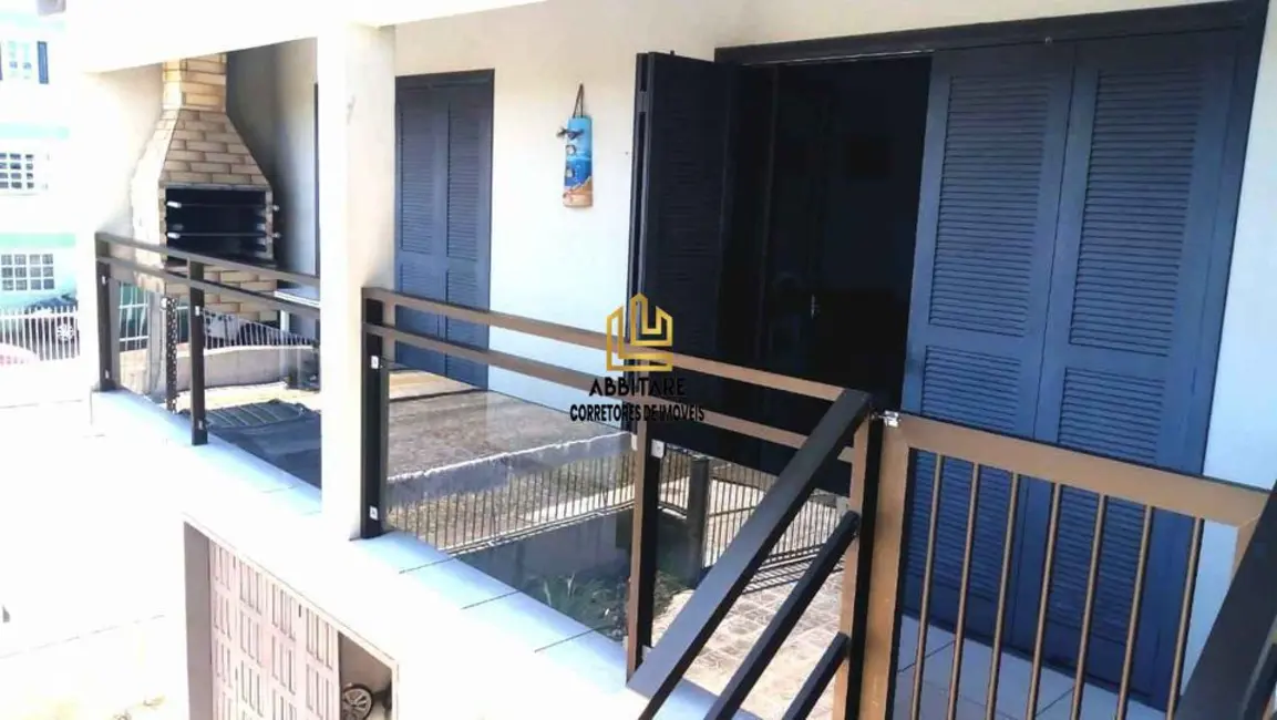 Foto 8 de Casa com 4 quartos à venda, 220m2 em Torres - RS