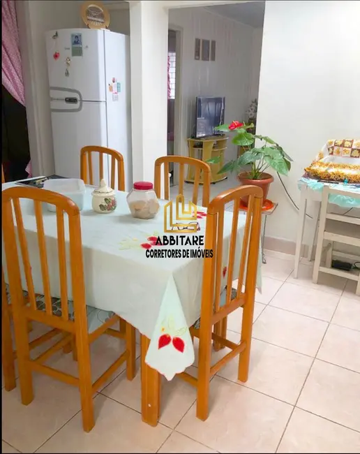Casa com 2 quartos à venda, 105m2 em Torres - RS - imagem 3 Foto 3 de Casa com 2 quartos à venda, 105m2 em Torres - RS