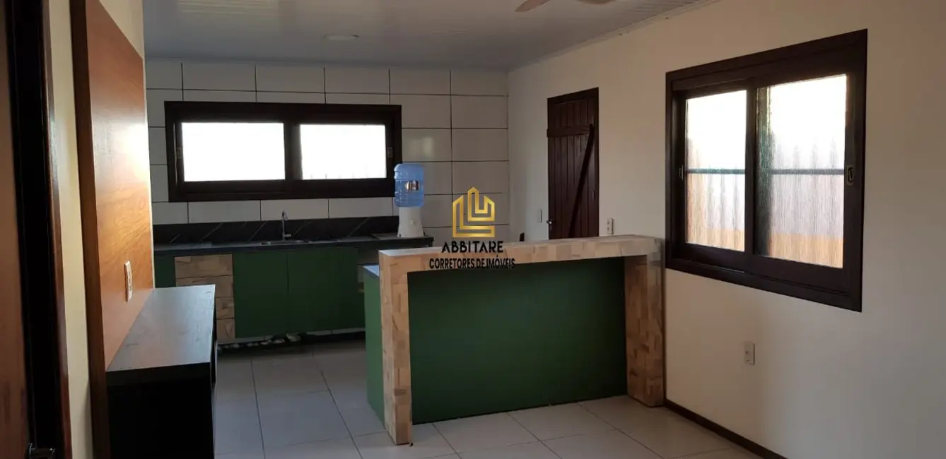 Foto 3 de Casa com 2 quartos à venda, 60m2 em Passo De Torres - SC