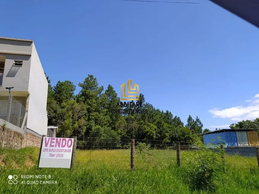 Foto 2 de Terreno / Lote à venda, 760m2 em Torres - RS